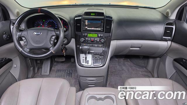 Kia Canival 2014 — photo 10