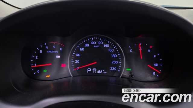Kia Canival 2014 — photo 11