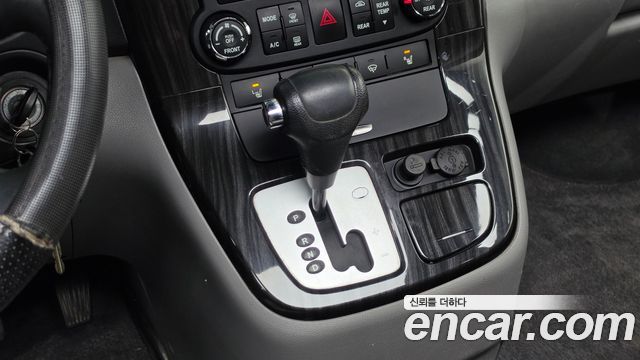 Kia Canival 2014 — photo 12