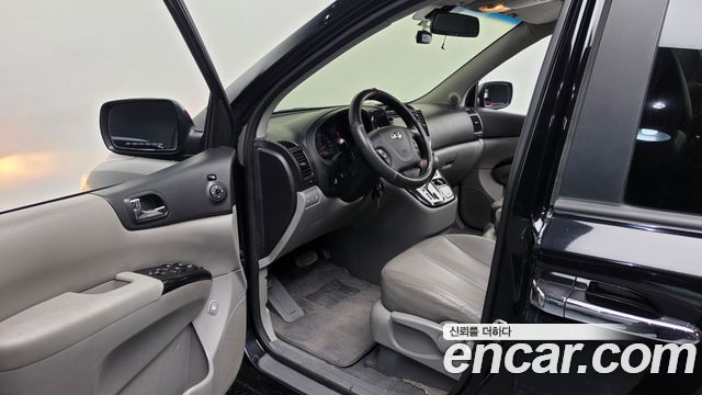 Kia Canival 2014 — photo 13