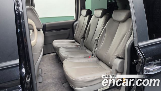 Kia Canival 2014 — photo 17