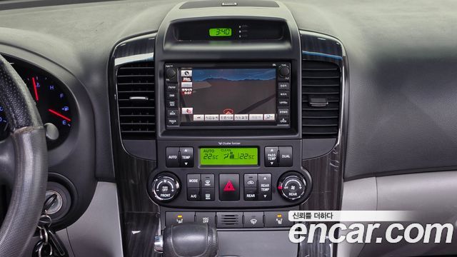 Kia Canival 2014 — photo 20