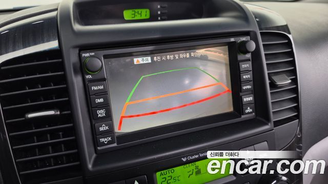 Kia Canival 2014 — photo 21