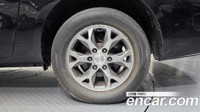 Kia Canival 2014 — photo 7