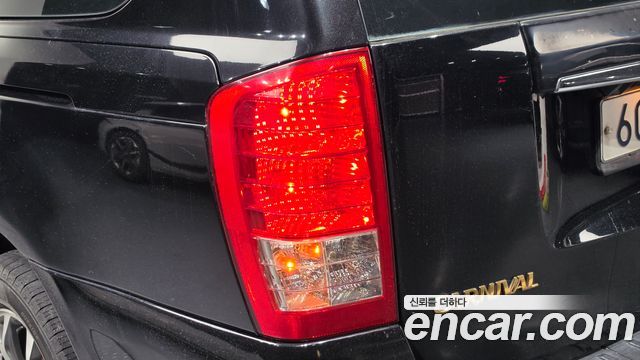 Kia Canival 2014 — photo 9