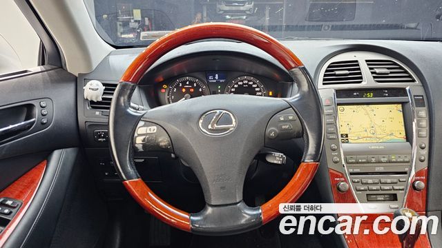 Lexus ES 2009 — photo 13