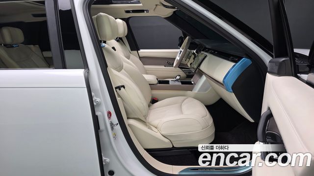 Land Rover Range Rover 2026 — photo 11