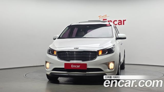 Kia Canival 2016 — photo 3