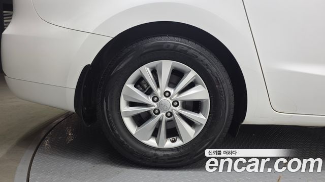 Kia Canival 2016 — photo 5