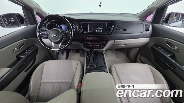 Kia Canival 2016 — photo 7