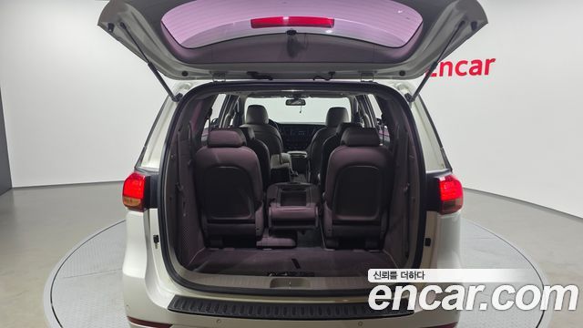 Kia Canival 2016 — photo 20