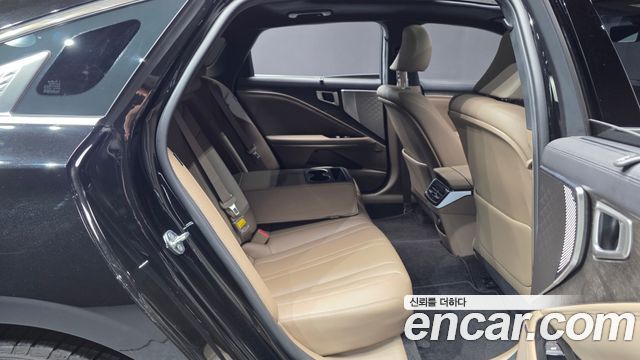 Kia K8 2023 — photo 18