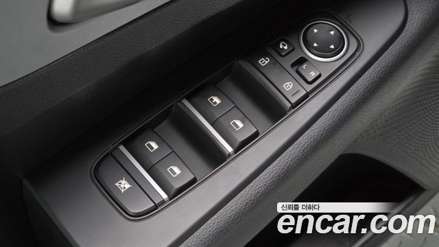Kia K3 2022 — photo 15