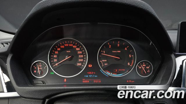 BMW 3-Series 2016 — photo 8