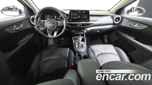 Kia K3 2022 — photo 10