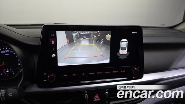 Kia K3 2022 — photo 21