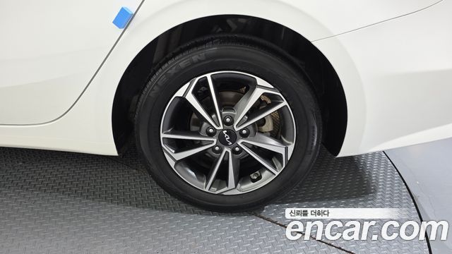 Kia K3 2022 — photo 7