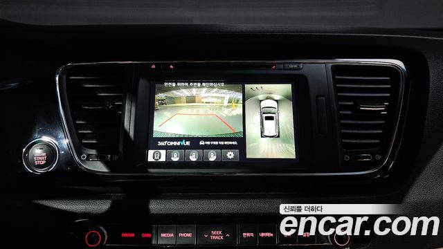 Kia Canival 2016 — photo 15