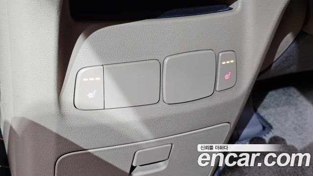 Kia Canival 2016 — photo 17