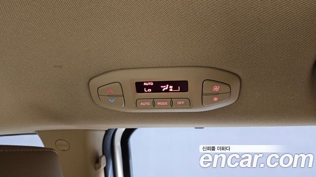 Kia Canival 2016 — photo 19