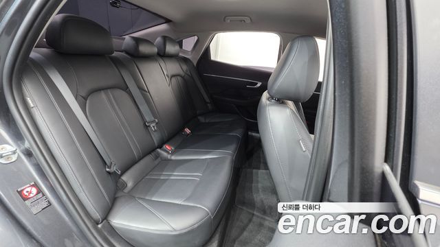 Hyundai Sonata 2020 — photo 19
