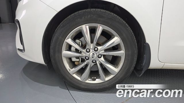 Kia Canival 2020 — photo 5