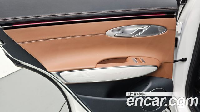Genesis GV70 2025 — photo 15
