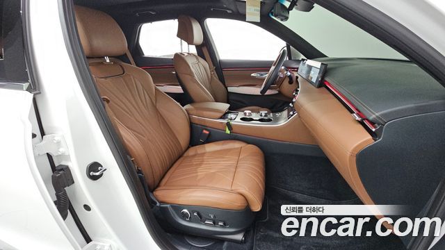 Genesis GV70 2025 — photo 16