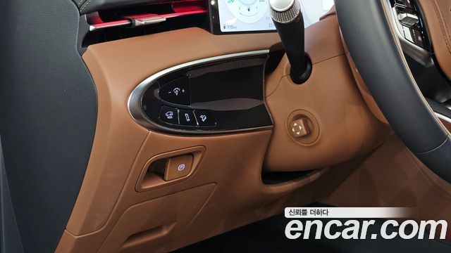 Genesis GV70 2025 — photo 31