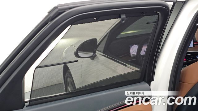 Genesis GV70 2025 — photo 39
