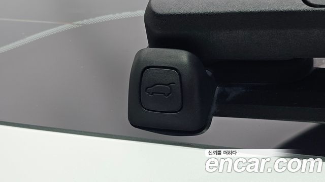 Genesis GV70 2025 — photo 40