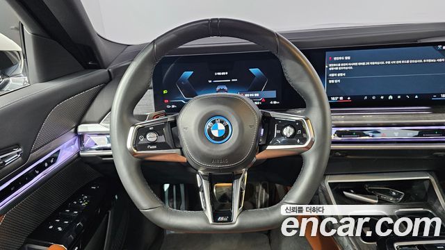 BMW i7 2024 — photo 19
