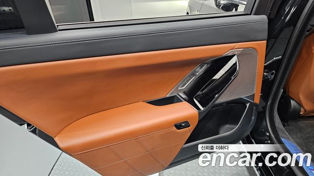 BMW i7 2024 — photo 15