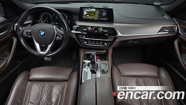 BMW 5-Series 2018 — photo 7