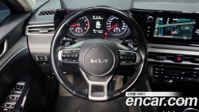 Kia K5 2023 — photo 19
