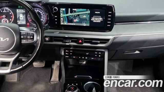 Kia K5 2023 — photo 20