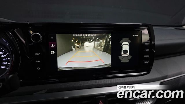 Kia K5 2023 — photo 21