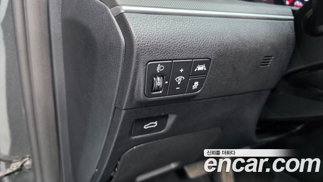Kia K5 2023 — photo 23