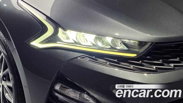 Kia K5 2023 — photo 8