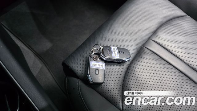 Kia K5 2023 — photo 29