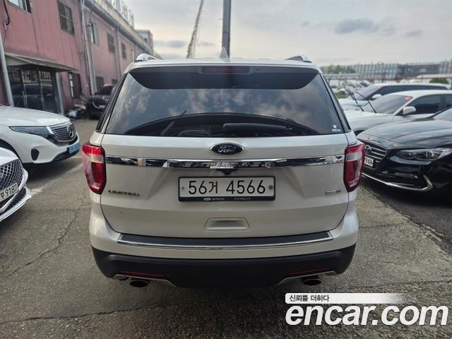 Ford Explorer 2018 — photo 4