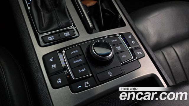Hyundai Genesis 2016 — photo 9
