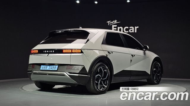 Hyundai Ioniq5 2022 — photo 2