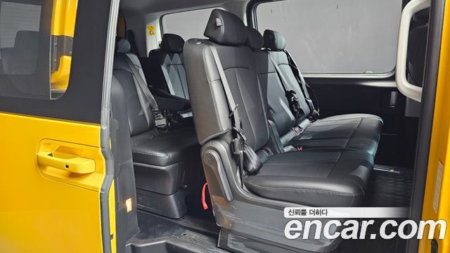 Hyundai Staria 2023 — photo 17