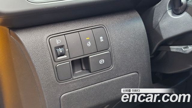 Hyundai Staria 2023 — photo 22