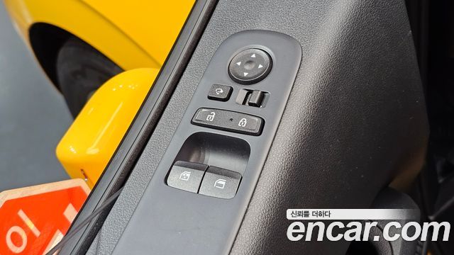 Hyundai Staria 2023 — photo 23