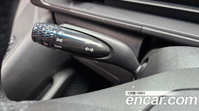 Hyundai Staria 2023 — photo 24