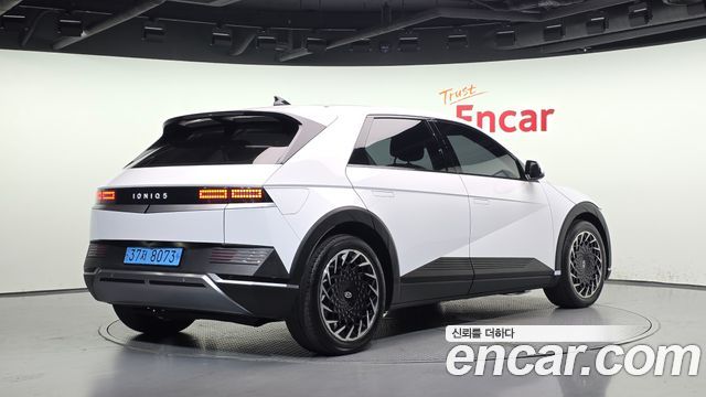 Hyundai Ioniq5 2023 — photo 2