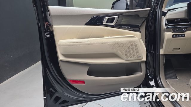 Kia Canival 2025 — photo 14