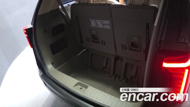 Kia Canival 2025 — photo 36